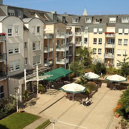 扎克伯格酒店 公寓式酒店 特里尔